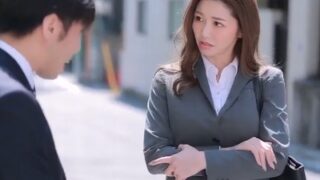 出張で休日を奪われた部下と憧れの女上司が一泊二日の相部屋でパコパコ