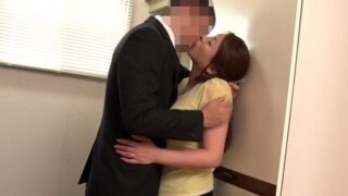 妻が同僚の巨根野郎に寝取られ、徐々に堕ちていく