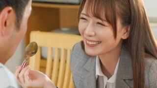 出張先で軽蔑していたセクハラ上司に寝取られ、媚薬SEXに没頭。