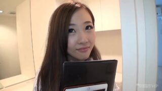 可愛いOLがAVデビュー、淫乱姿を披露