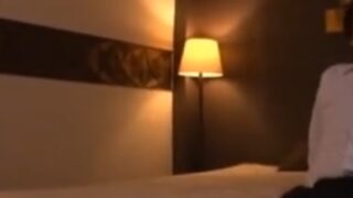 巨乳JKギャルにJKコスを着せ、スペシャル痴漢プレーを堪能し、大量射精。