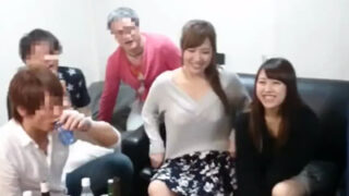 某ヤリサーの精子まみれの乱交パーティ映像が流出