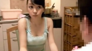 JK妹が泣き叫び抵抗する中出しレイプを鬼畜兄が行う。