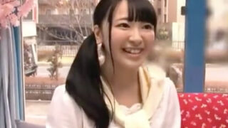 新春の素人お姉さんがMM号で濃厚ファック、許可なし中出しに唖然