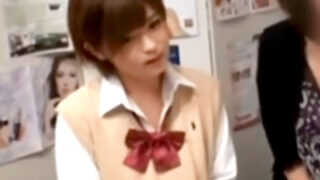 親同伴JKにオイル性マッサを仕掛け、中出しまでした鬼畜整体院