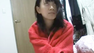 泊めてくれるなら、ロリっ娘美少女を自宅に連れ込む