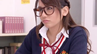 眼鏡生徒会長が隠れた巨乳に興奮し学園でパコ