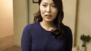 隣人に夫の家で犯された妻