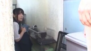 JKが媚薬塗りのチンポで強姦される