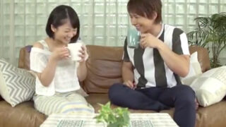 美少女が優しい刺激で何度も快楽に溺れる