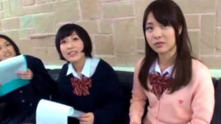 清純系JK3人がAVデビューし、戸惑いながらも大人のチンポでイキ果たす
