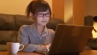 シチュ中出しで性感開発される美少女