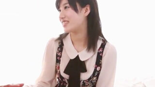 透明感あふれる美少女の全力デビュー作