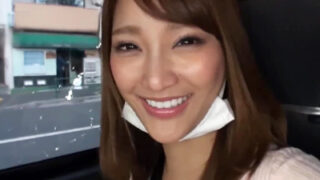 自宅に連れ込んだ巨乳ギャルをハメ撮り