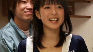 修理業者に犯された美人妻