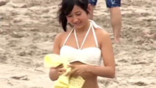 ビキニ美女への中出しマッサージ