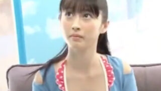 MM号で童貞と初めて出会い、筆おろしをしたアイドル系素人美少女