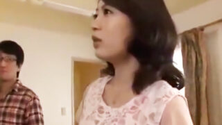 元生徒が同窓会で再会した妻の教師を何度も犯す。