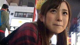 泊まる場所のないワケあり美少女がコスプレで円光に参加