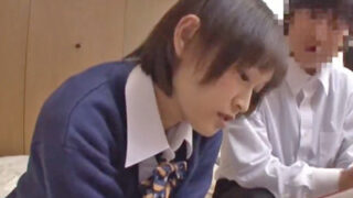 先輩JKとの素股が事故で処女喪失