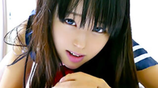 ロリコンのキモオッサンがあどけないロリっ娘をハメ撮りする