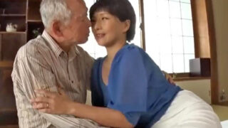 義理の父への性的介護を行う嫁