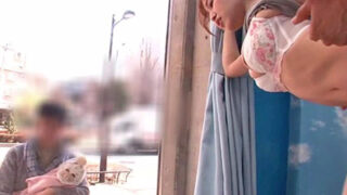 シングルファザーを慰めるママ