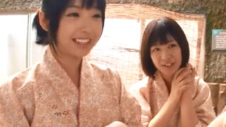 美少女たちが夏休みを利用し、旅館でバイトしながらお客に痴女り、ハーレムパコを楽しむ。
