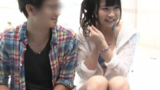 アニメ声の素人娘がハメ師のマッサージで翻弄され、NTR中出しされる