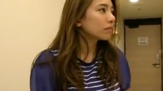 「えっ…なんですかコレ」→アンケートを装ってハーフの女性をナンパし、即ハメ性交したという内容。