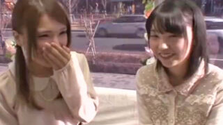 押しに弱い素人娘が友達の前で流される