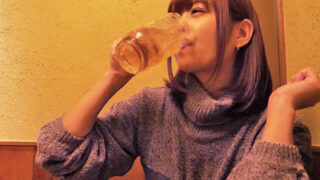 酔うとすぐ生でできる美少女