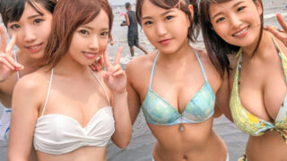 JD4人組を海でナンパし、乱交パコ