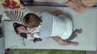 若妻をナンパし、ヤリ部屋に招待して不倫パコを盗撮