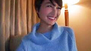 久しぶりのセックスで即イキする不倫妻のエピソード。