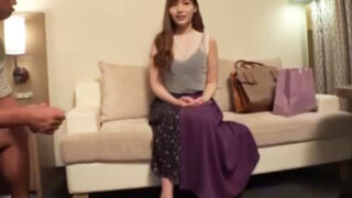 表参道のモデル級美女をナンパ、見た目は堅実なのにすぐに股を開きチンポを受け入れる変態娘