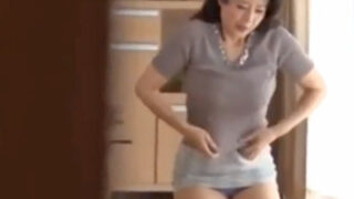 まだエッチな義母と関係を結ぶ娘婿