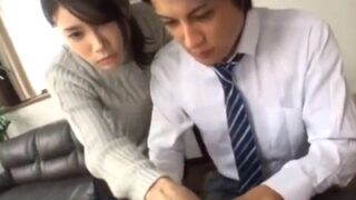 かわいそうだから手伝う上司OLへの激しい中出し