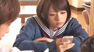 友達の妹をこたつでイタズラし、家族のいない間に中出しセックス。