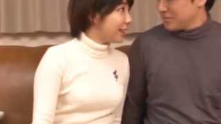 助けた美少女は実は姉で、姉妹がチンポ争いに発展。