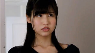 巨乳童顔美少女がレイプで快感に堕ち、絶頂に至る。