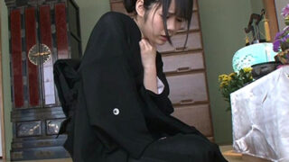 媚薬入り線香で義兄弟に寝取られる未亡人