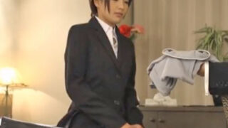 出張先の先輩に夜這いされレイプされるOL