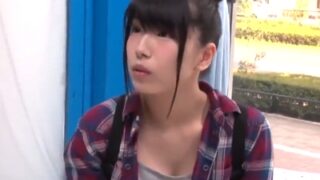 草食系男子に騙され痙攣イキさせられる素人娘