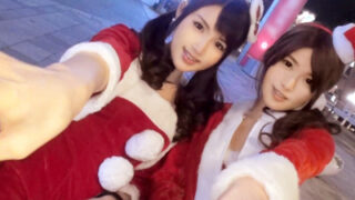 サンタコスの2人組をナンパして3P