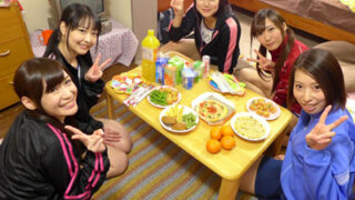 合宿中の陸上部少女が教師と体育祭的に中出し乱交