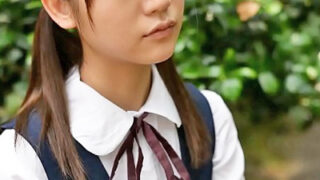 清楚であどけないJKの締りの良いマンコに中出しで堪能する援交SEX