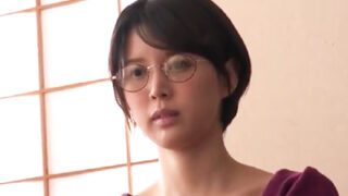 他人にかけられた美人妻の悲劇と快感