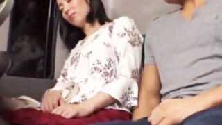 眠りながらレイプされたおばさん