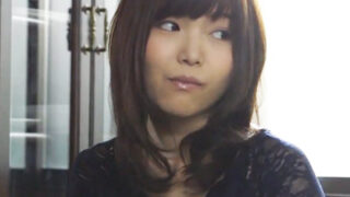 美肌の妻が義父の性器にハマり、家庭内で不倫を続ける。